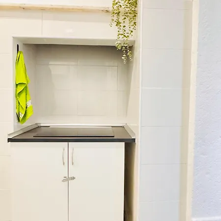 בית הארחה Alcantara Lx ליסבון